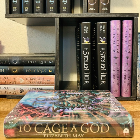 Illumicrate Exclusive Signed Edition To Cage A God by Elizabeth May - Picture 7 of 8
